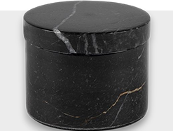 Tierurnen aus Naturstein